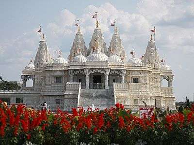 BAPS Toronto Mandir exterior 5.jpg