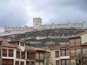 Castillo peñafiel desde plaza coso valladolid.jpg