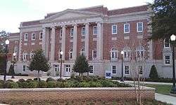 Photograph of the University of Alabama's Foster Auditorium in 2010.