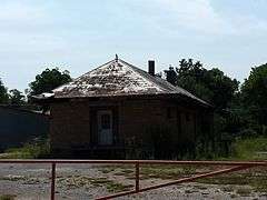 Missouri and North Arkansas Depot-Leslie