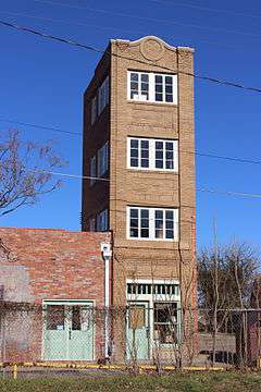 Newby-McMahon Building, c. 1919, also known as the "Worlds Littlest Skyscraper"