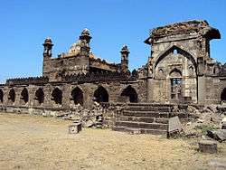 The fort and mosque at Rohinkhed